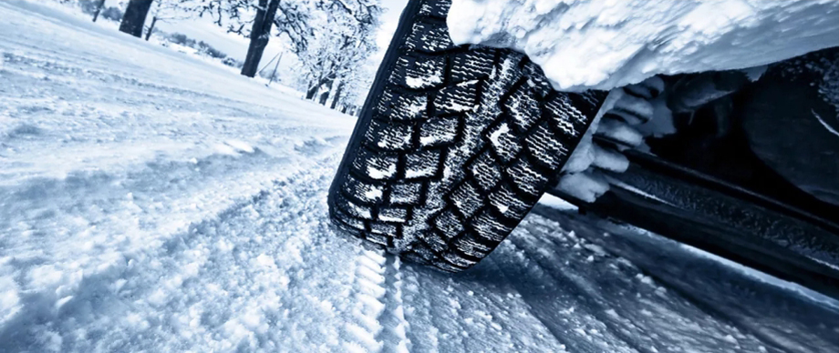 Увеличит ли дополнительный вес автомобиля сцепление на снегу?